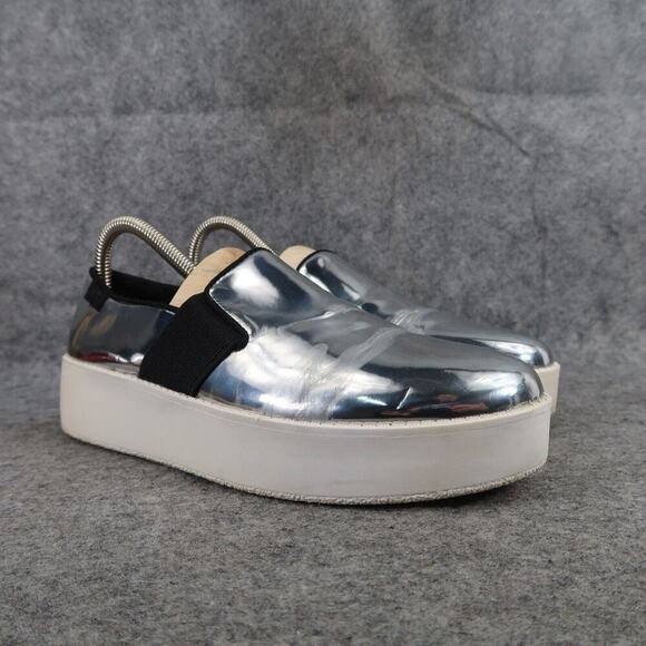 DKNY Shoes Womens 6.5 Fashion Sneakers Slip On Casual Metallic Silver Platform - Picture 1 of 14